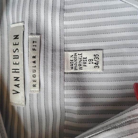 Van Heusen Dress Shirts - Set of 2 - Size 18 34/35 - Picture 4 of 10